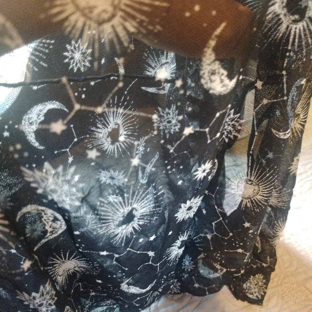 Just Polly NY Black and White Constellation Witchy Starry Print Sheer Top Sz S-L_6
